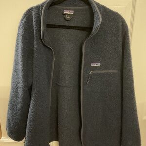 Patagonia navy blue fleece jacket